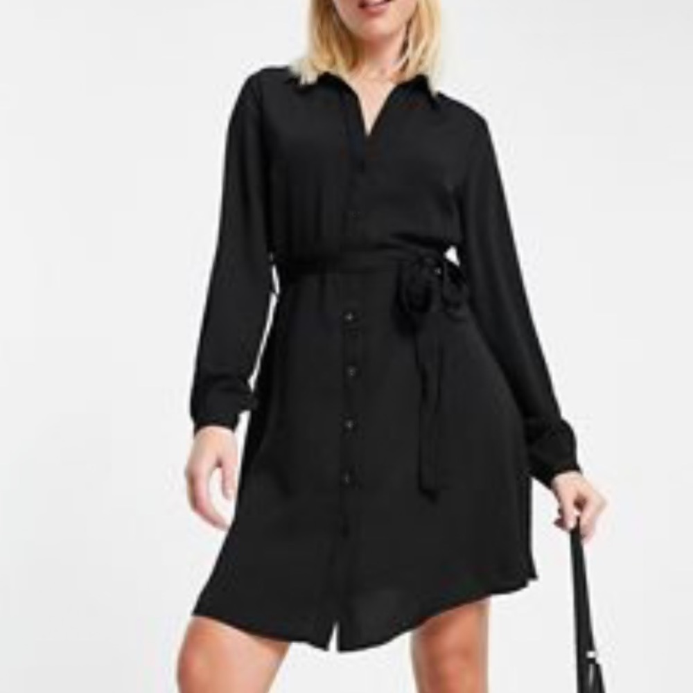 BRAND NEW NEVER WORN TIE WAIST SHIRT DRESS IN BLACK